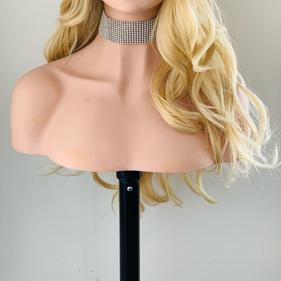 Very Pretty Ombre Blonde “Put On & Go” Premium Fiber Wig for Daily Wear/Events - Picture 7 of 15